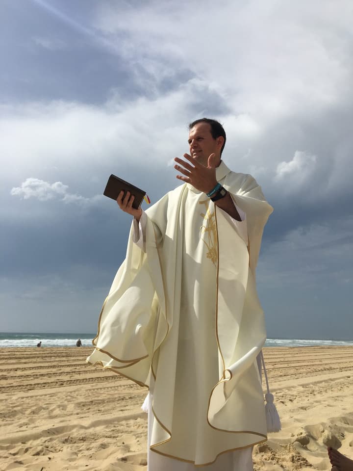 Surf and Pray 2022